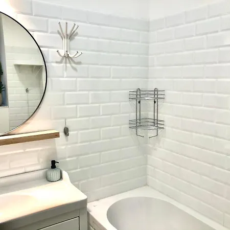 Arty Studio Flat At City Center Budapest